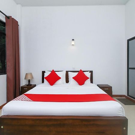 Delphin Hotel Нувара-Элия Номер фото