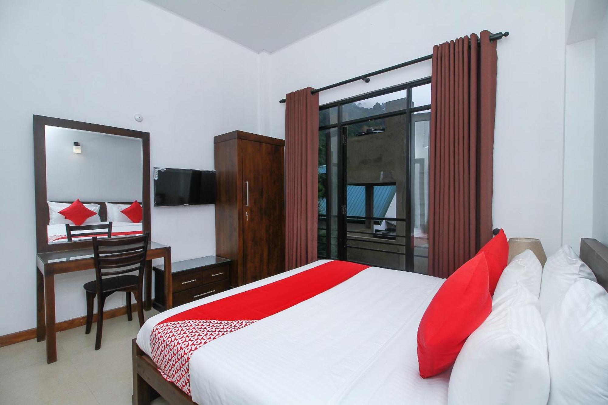 Delphin Hotel Нувара-Элия Номер фото