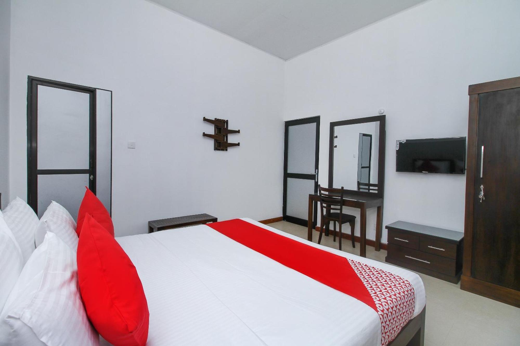 Delphin Hotel Нувара-Элия Номер фото
